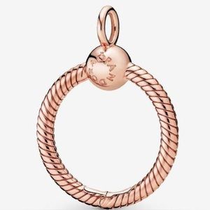 Pandora O Pendant